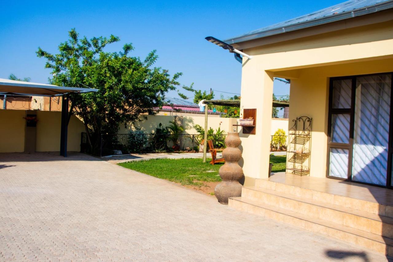 Home@Amalia'S Rundu Ngoại thất bức ảnh