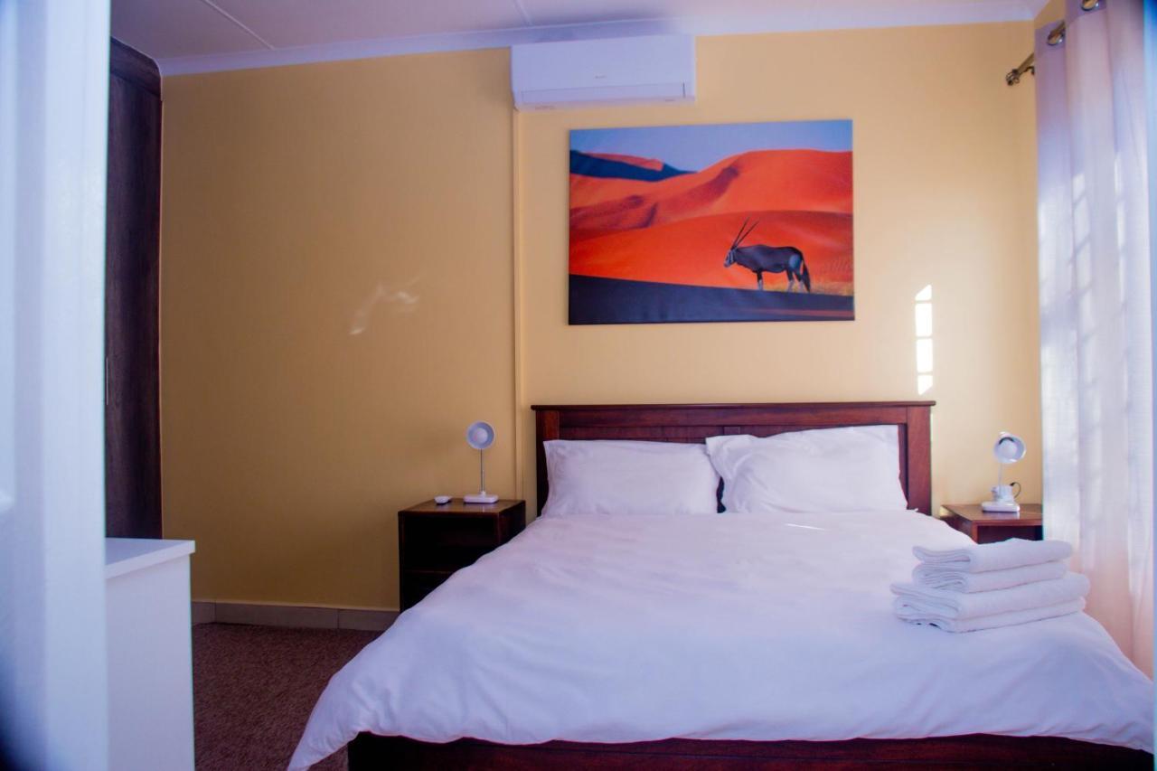Home@Amalia'S Rundu Ngoại thất bức ảnh